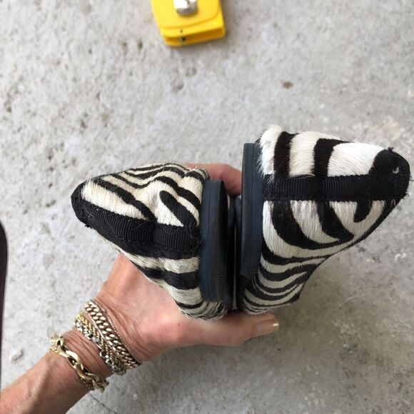 Talbots Zebra flats - Picture 5 of 7